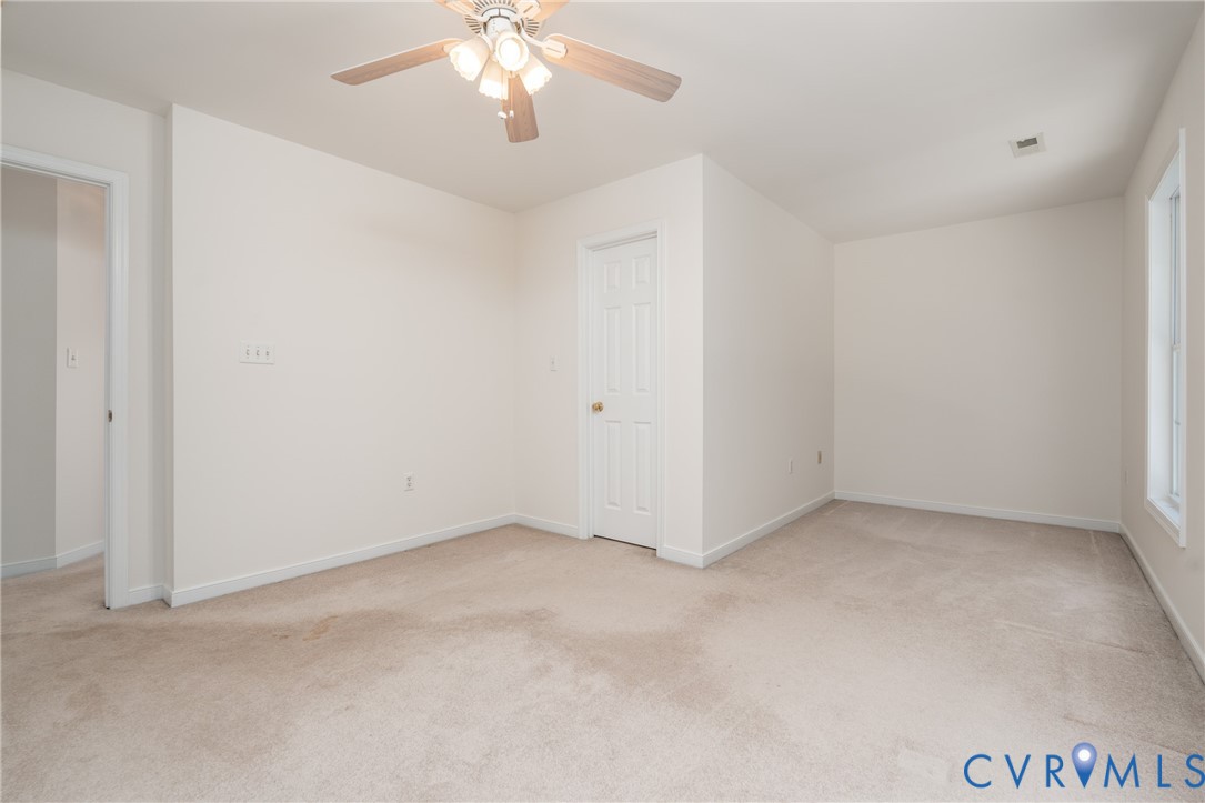 8619 Emerald Valley Cir