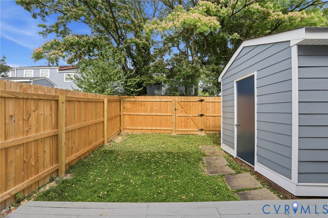 9451 Greenhill Ct