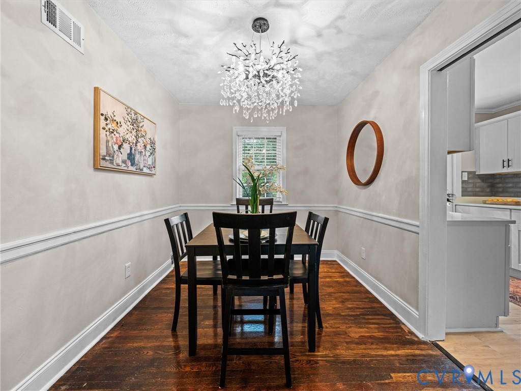 1901 W Club Ln