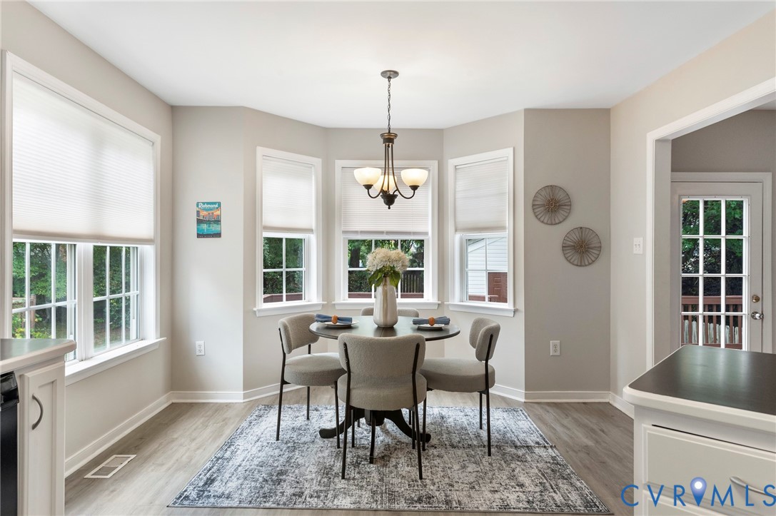 11524 Pinedale Dr
