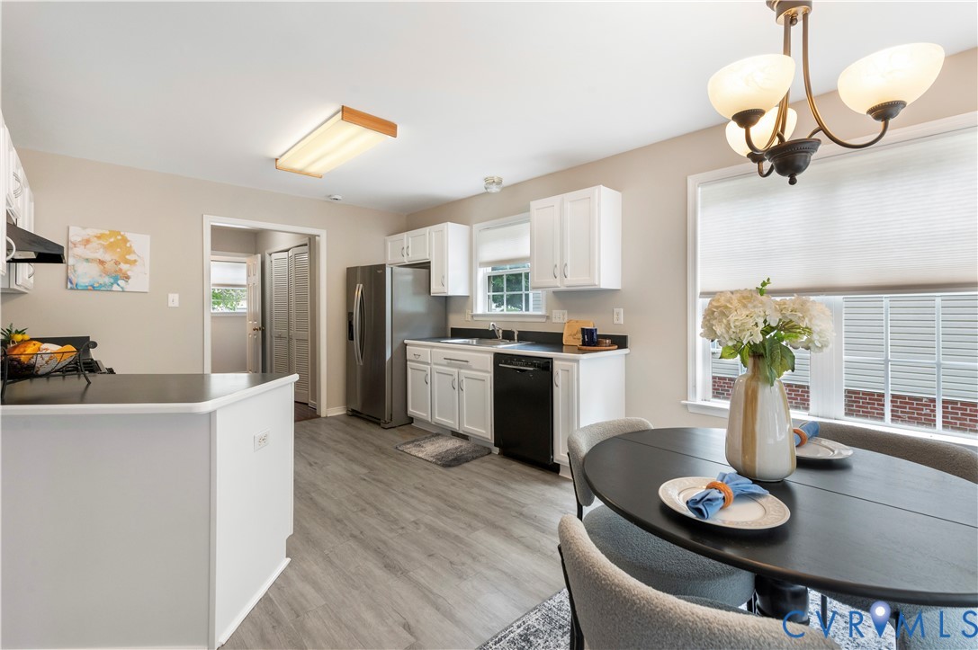 11524 Pinedale Dr
