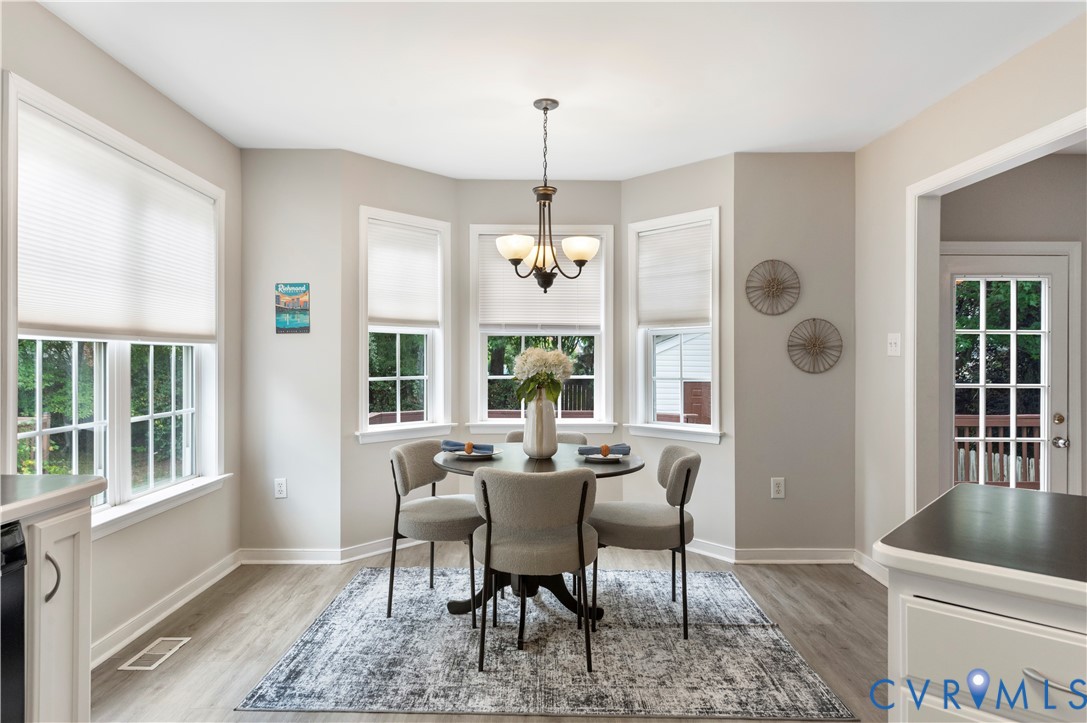 11524 Pinedale Dr