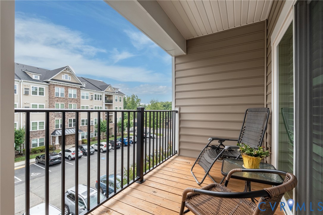 1220 Westwood Village Ln Unit#401