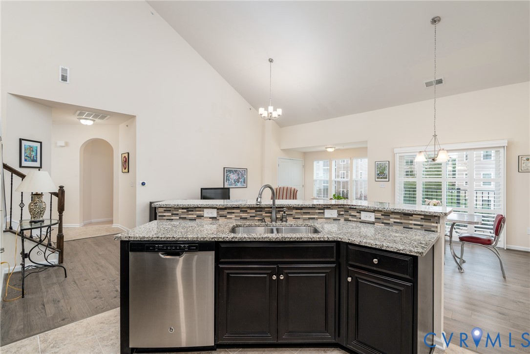 1220 Westwood Village Ln Unit#401