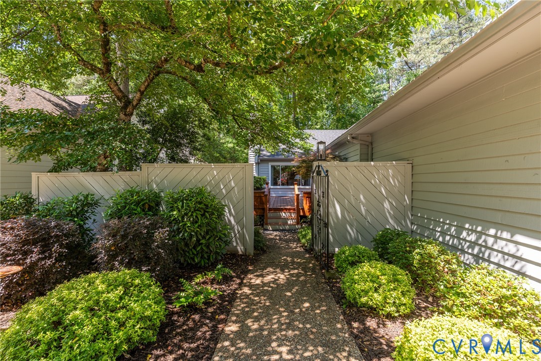 4618 Five Springs Rd
