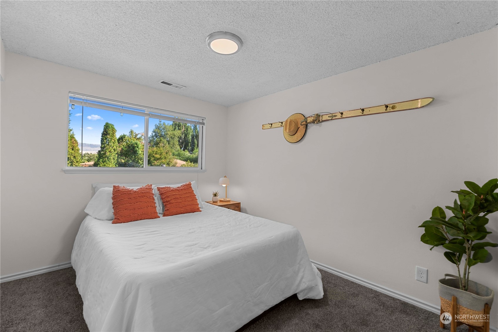 1031 Vista Place