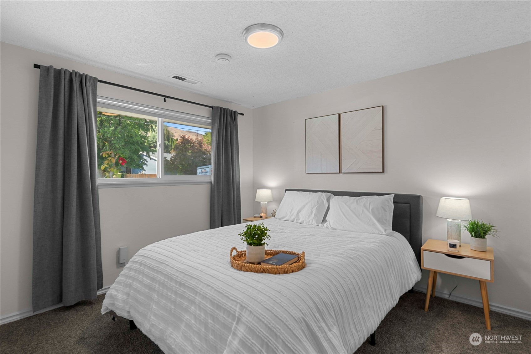 1031 Vista Place