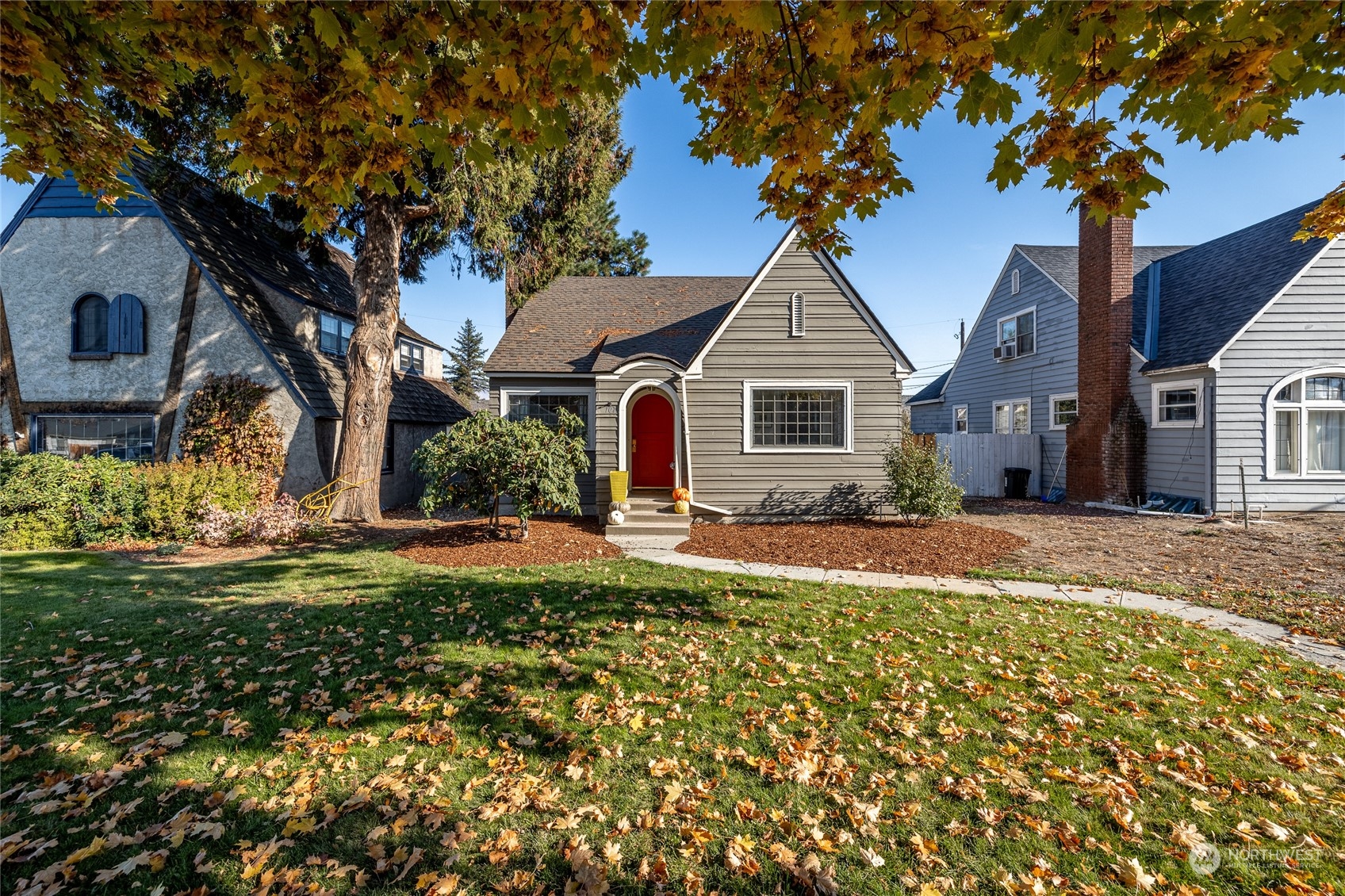 107 N Garfield Avenue