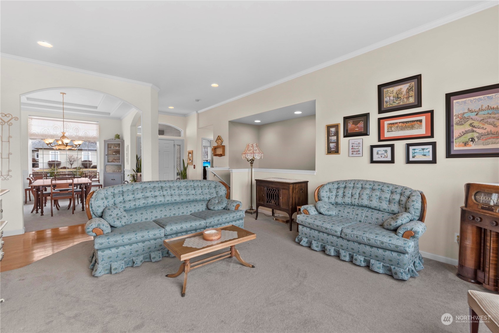 1556 Holly Ln