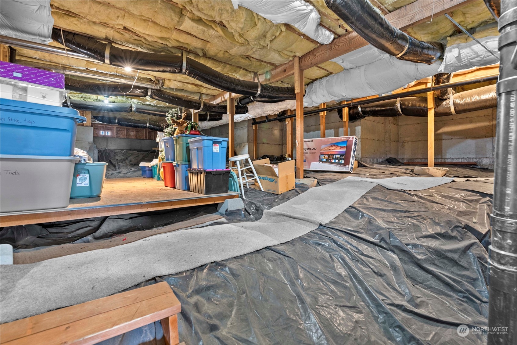 1556 Holly Ln