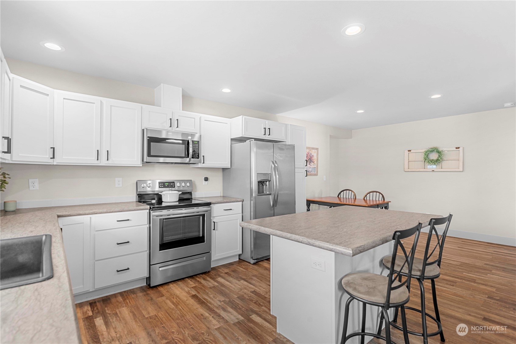 303 Margaux Loop
