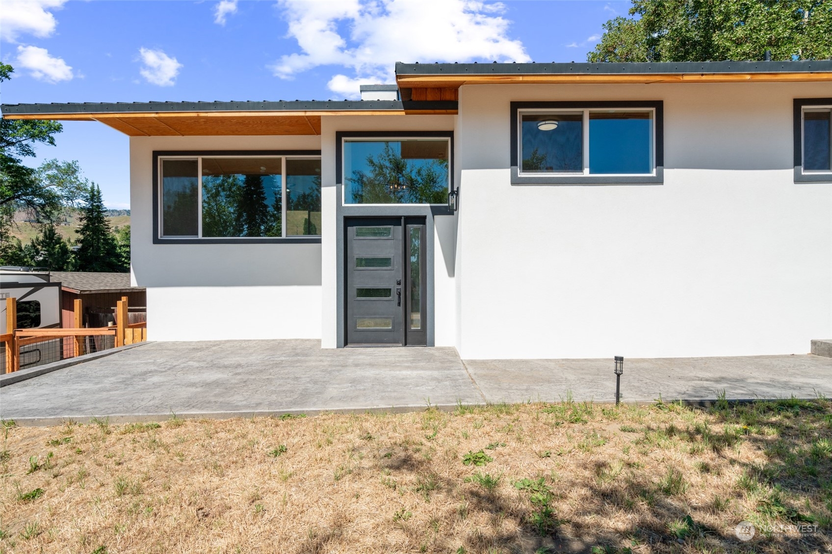 910 Westmorland Drive