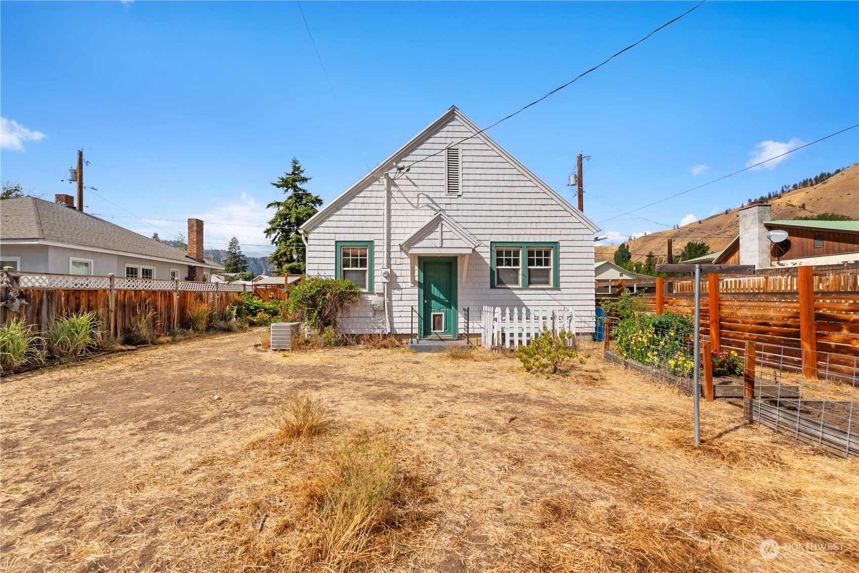 212 N Douglas Street