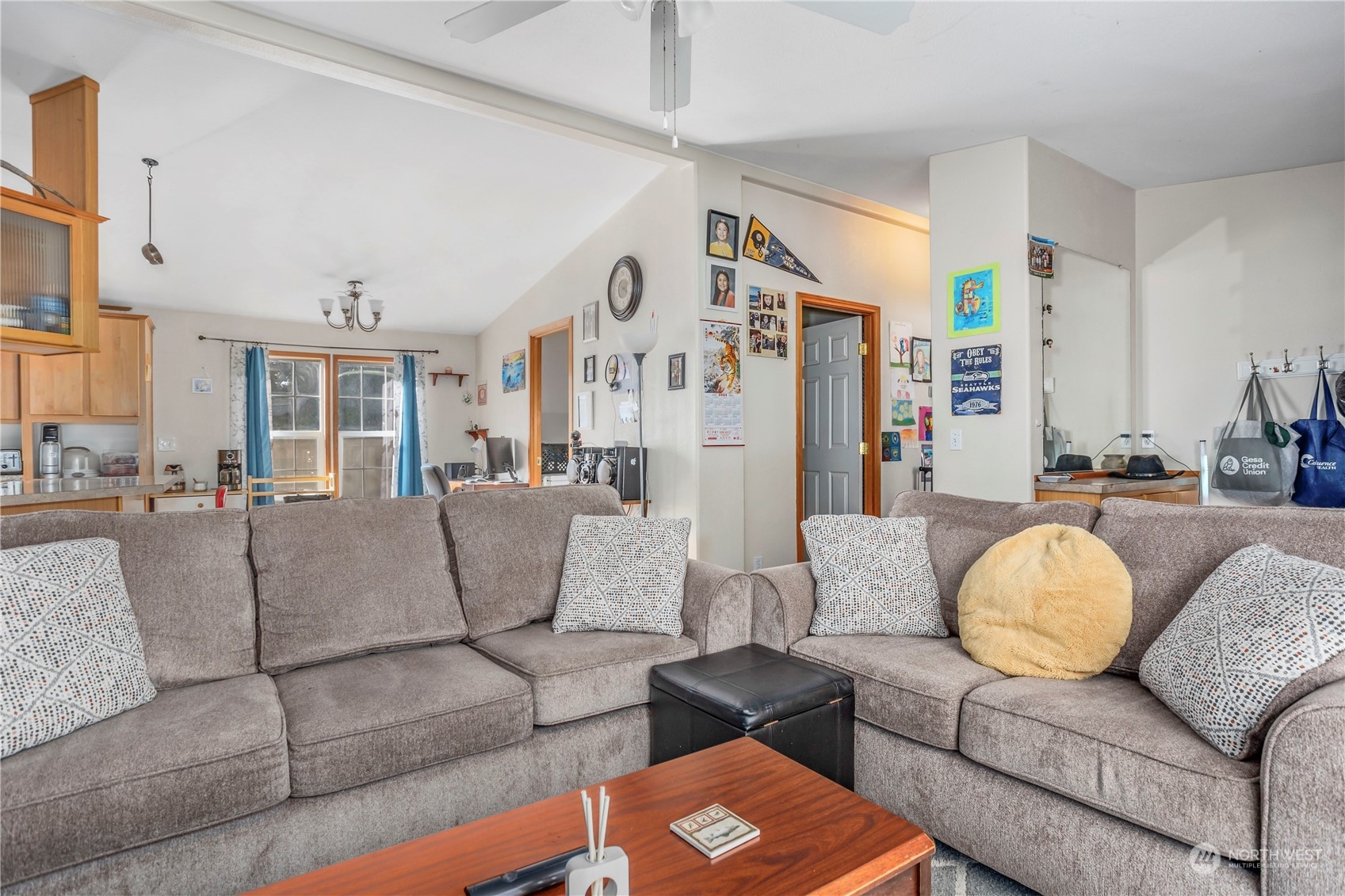 1110 3rd Street NE