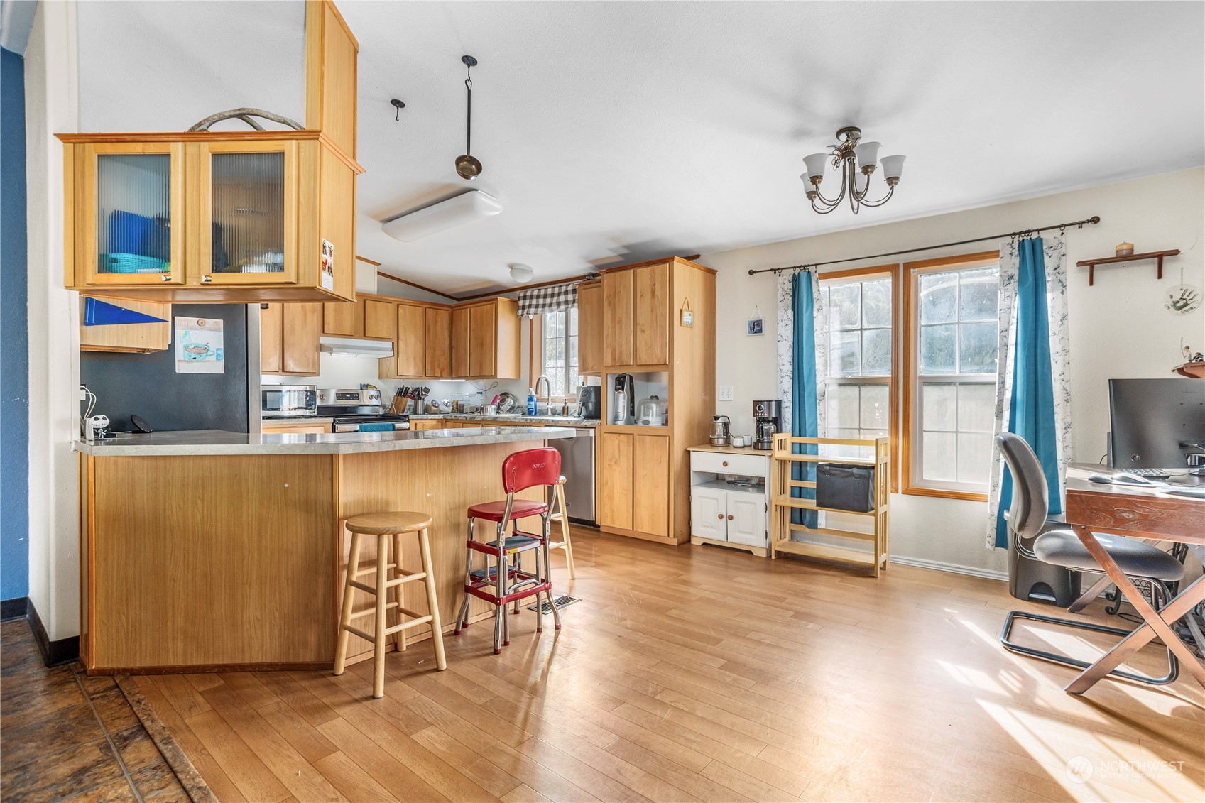 1110 3rd Street NE