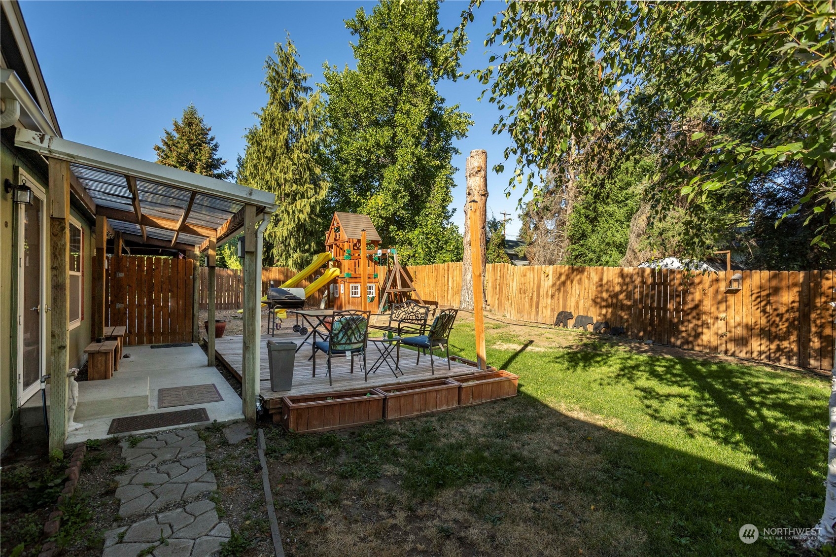 1110 3rd Street NE