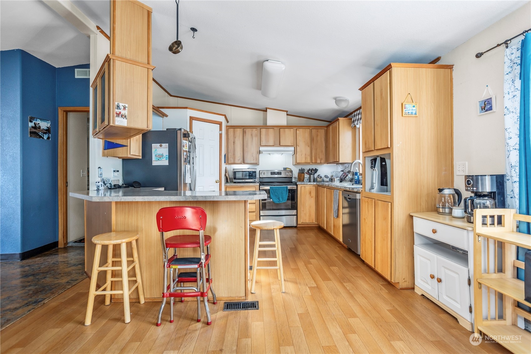 1110 3rd Street NE