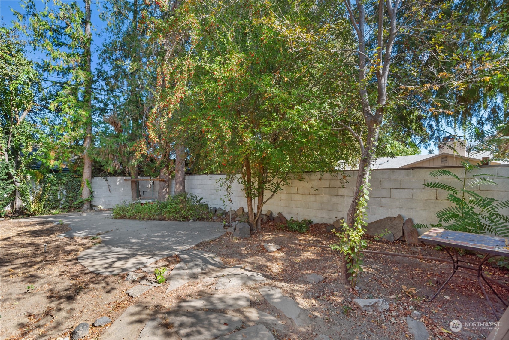 1036 1st Street