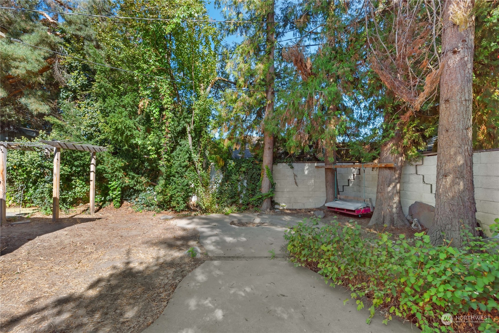 1036 1st Street