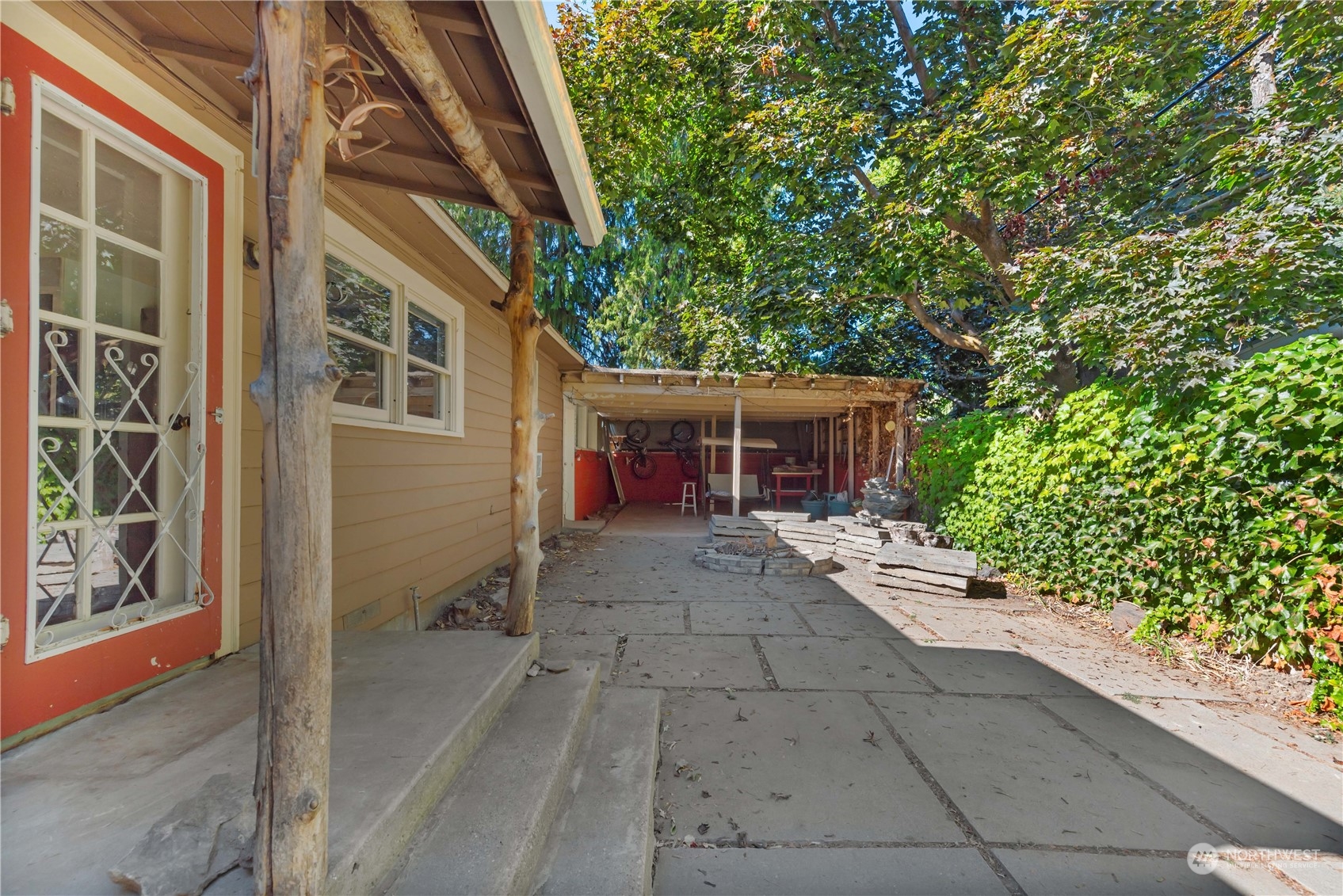 1036 1st Street