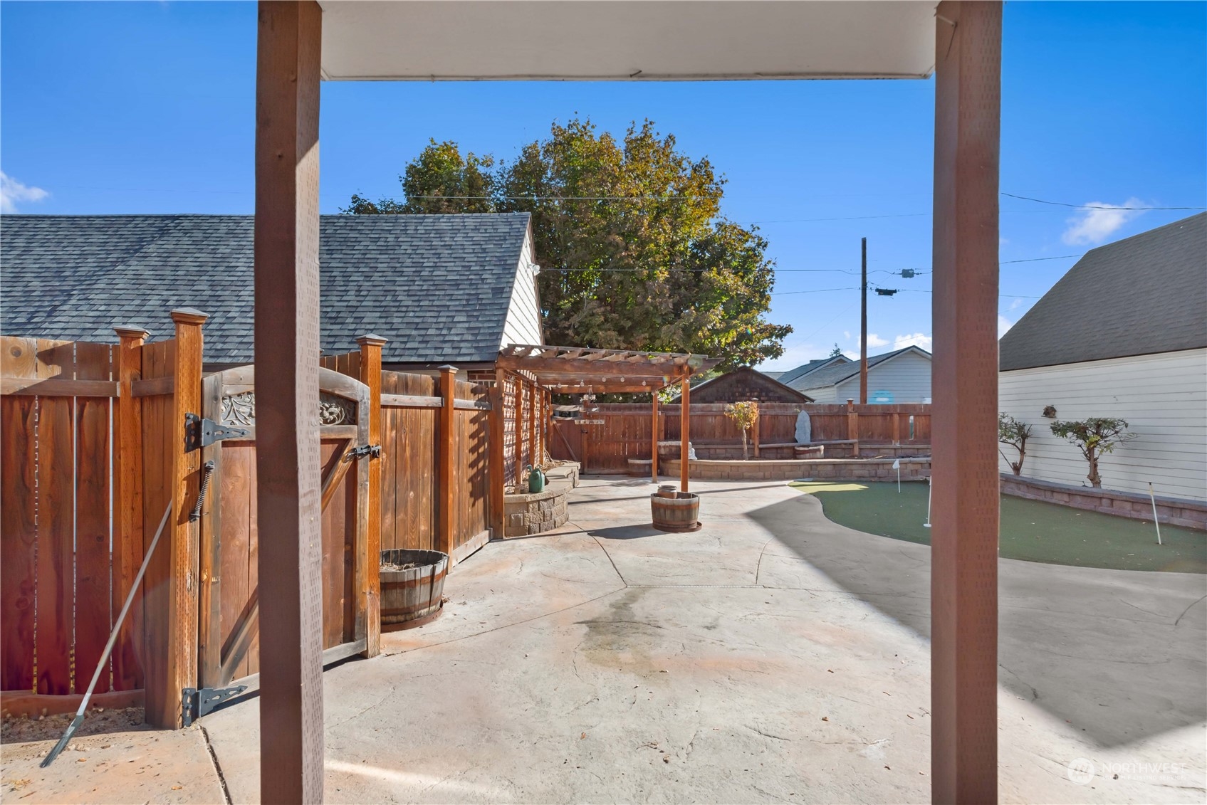 921 Highland Drive