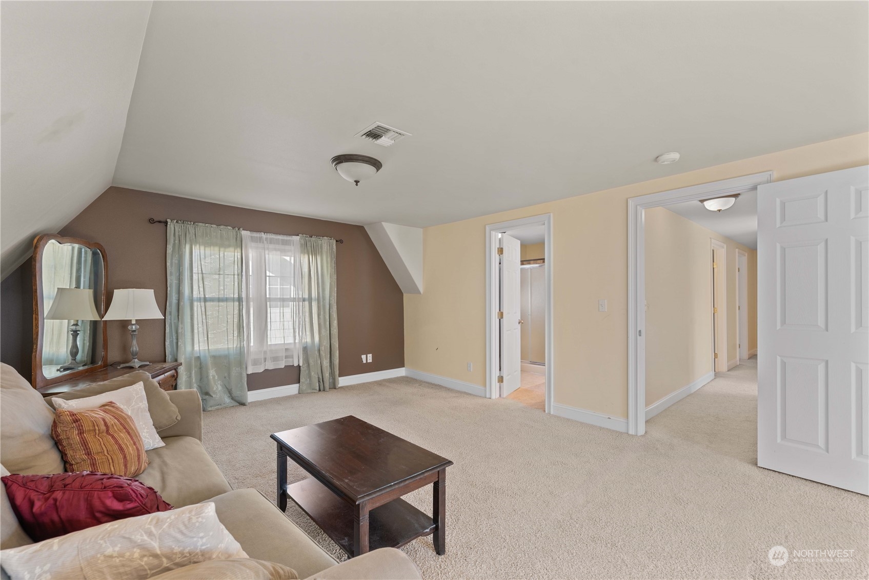 921 Highland Drive