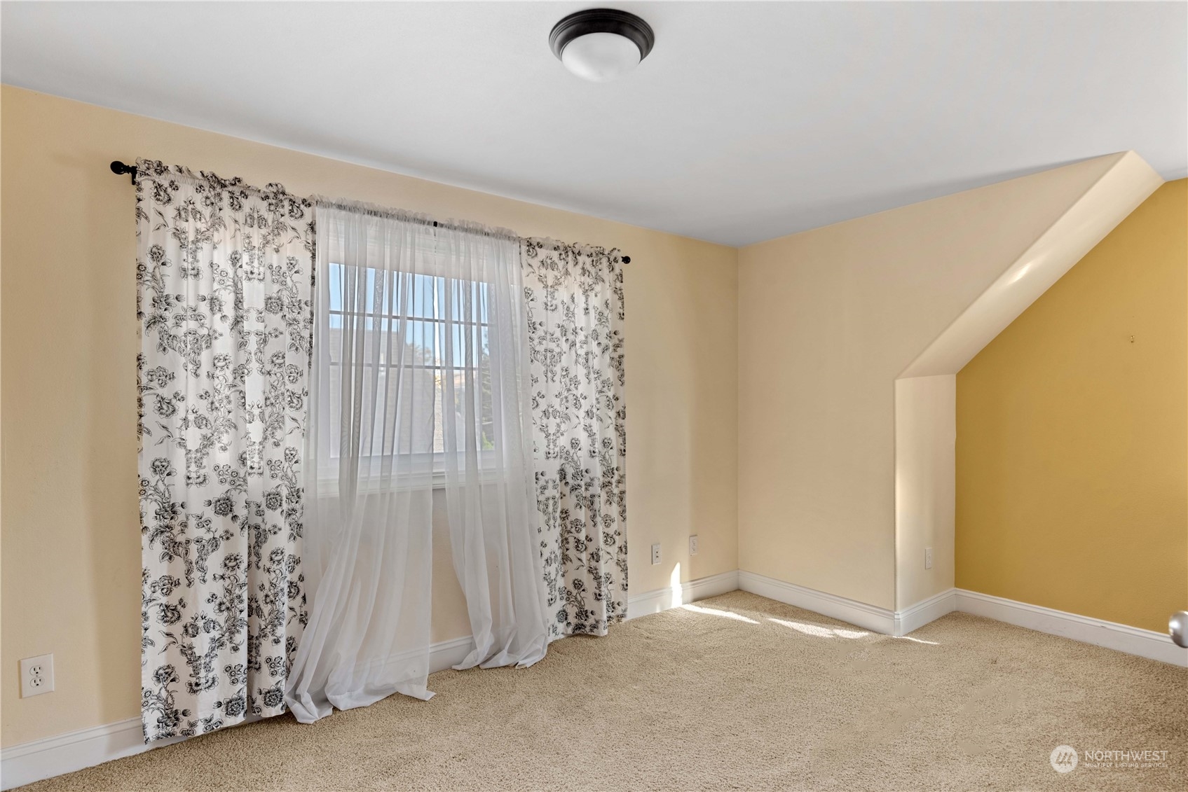 921 Highland Drive