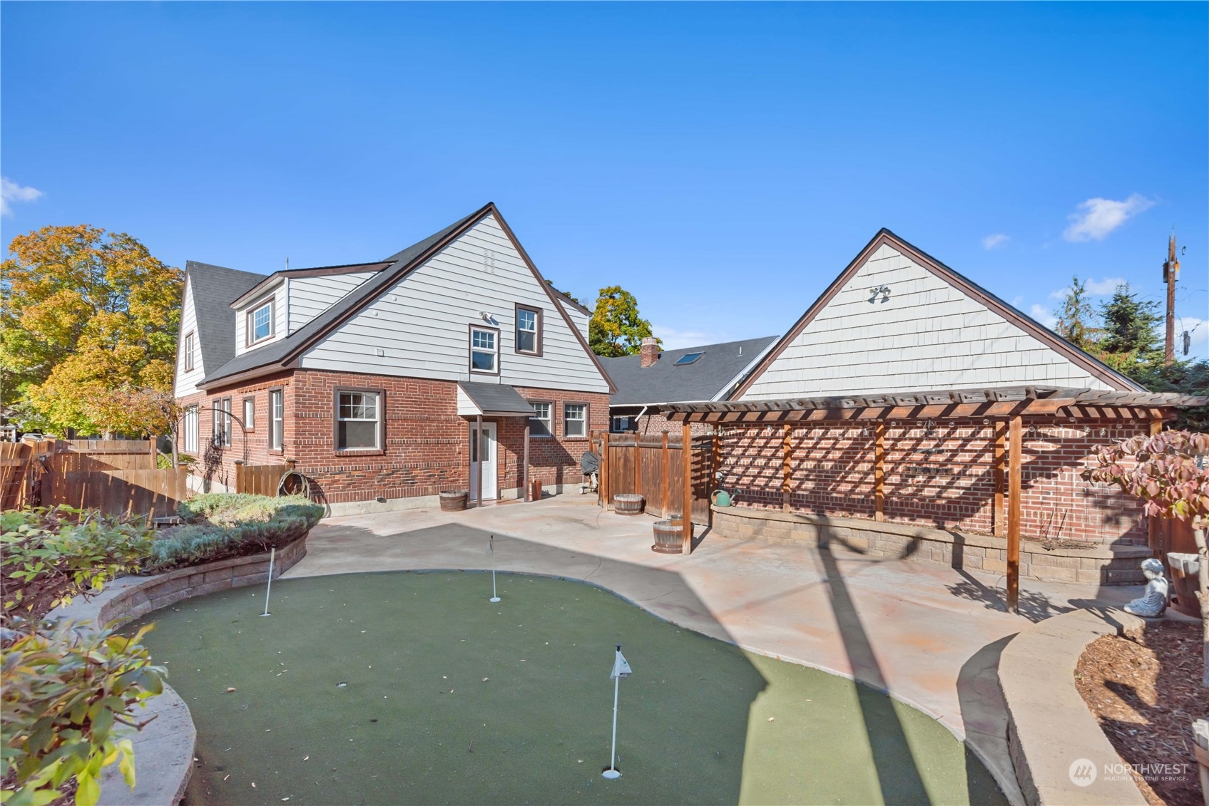 921 Highland Drive