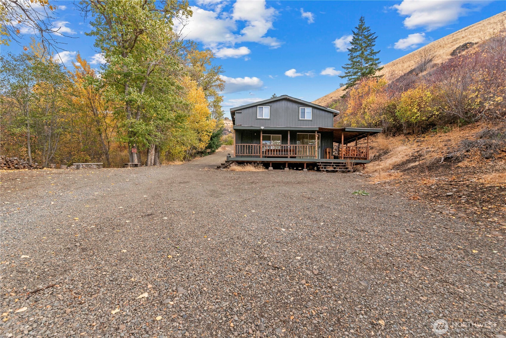 9391 Robbins Road