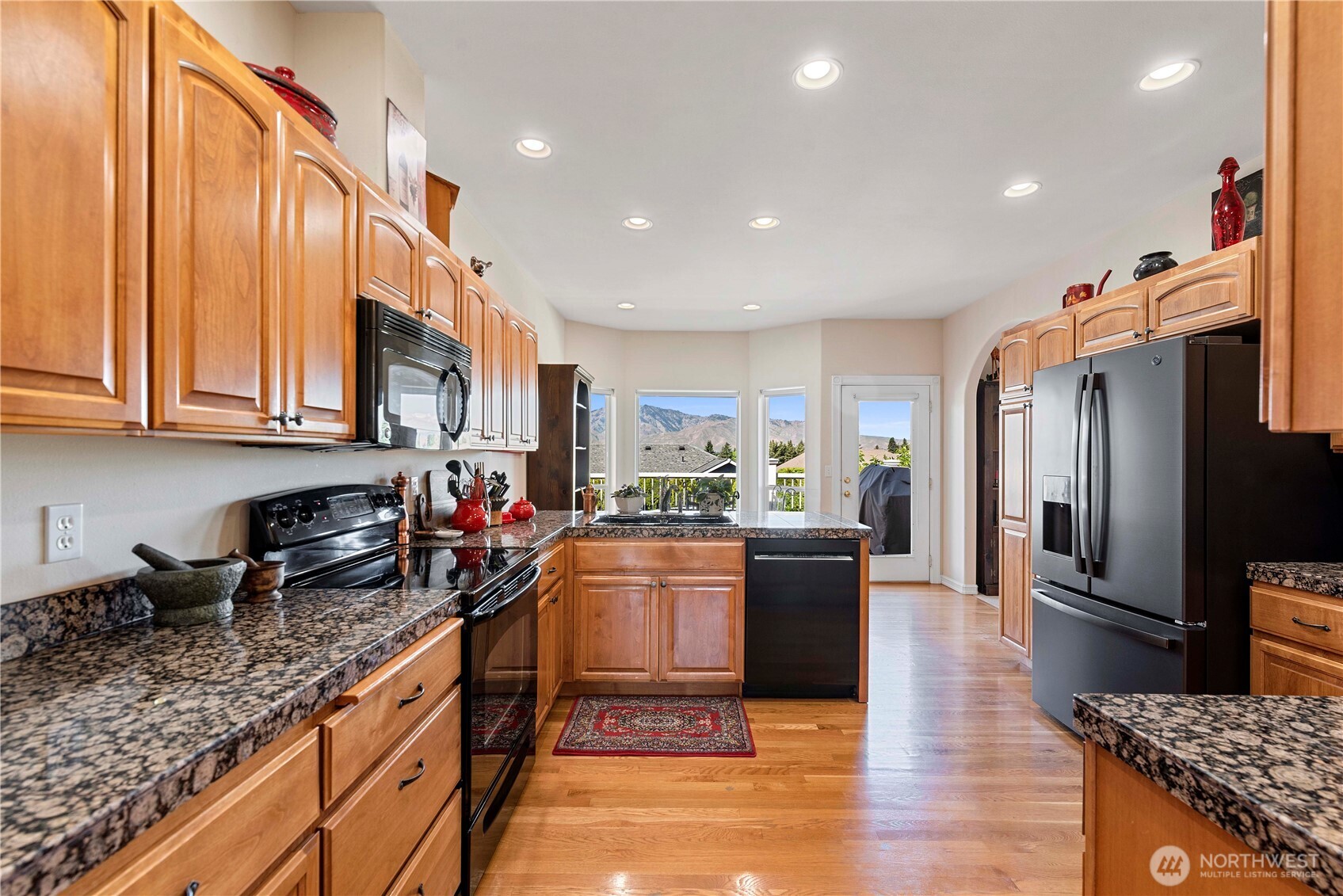 1552 Huntwood Lane