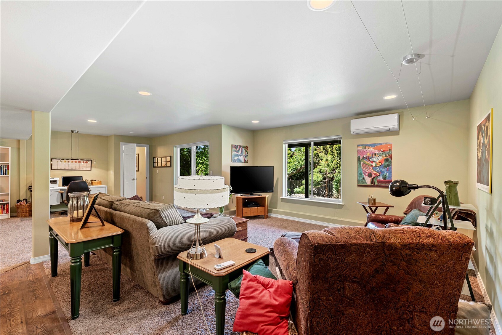 1552 Huntwood Lane