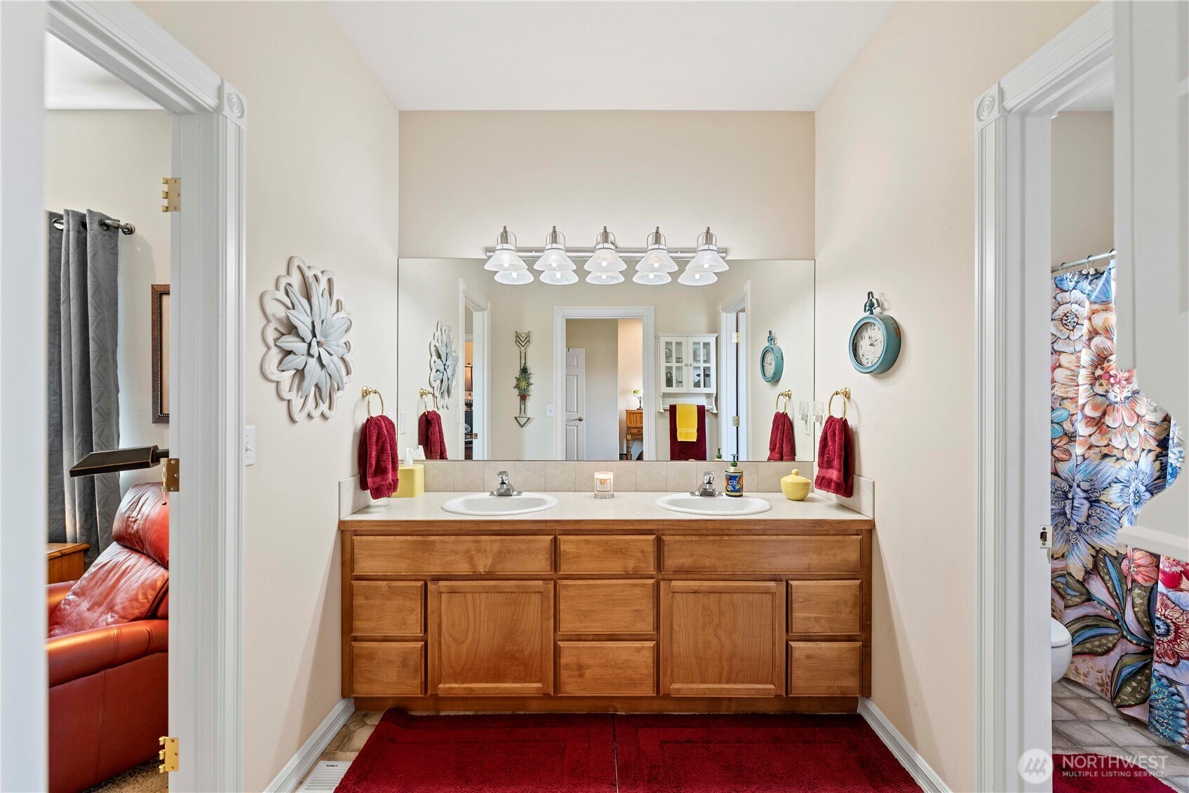 1552 Huntwood Lane