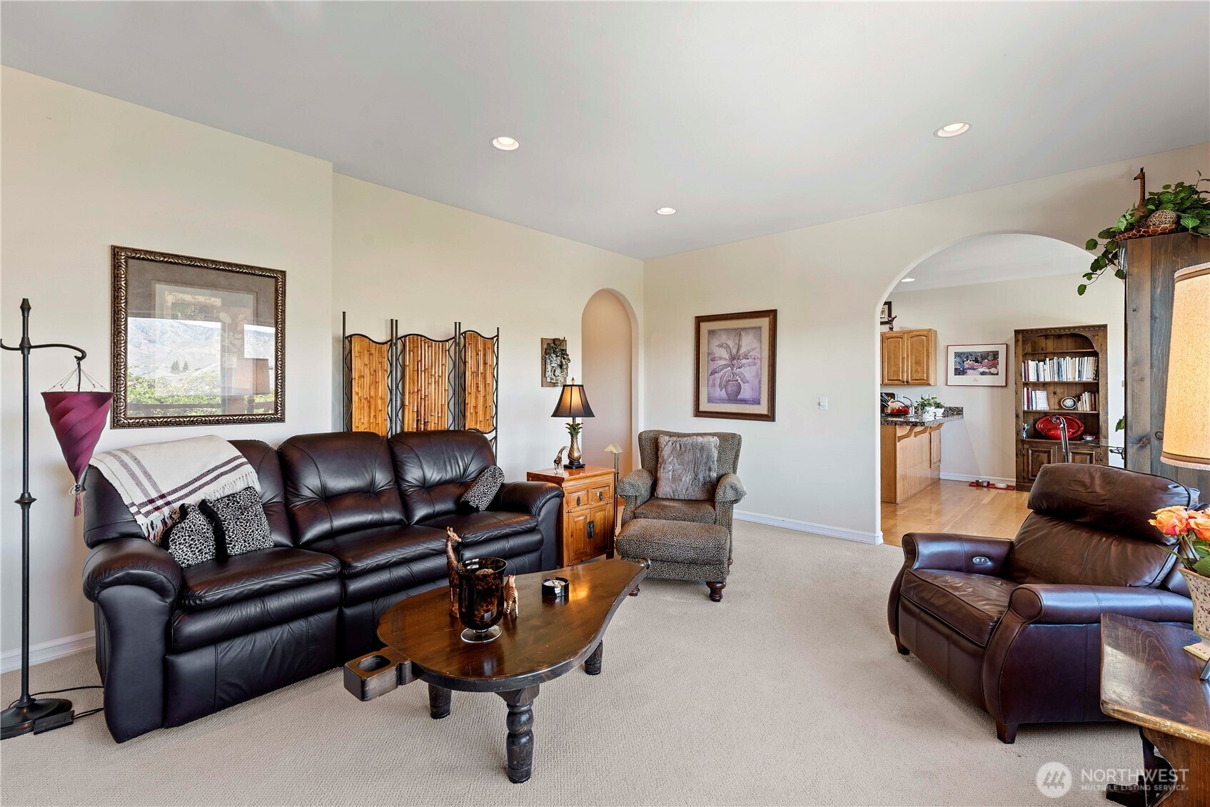 1552 Huntwood Lane