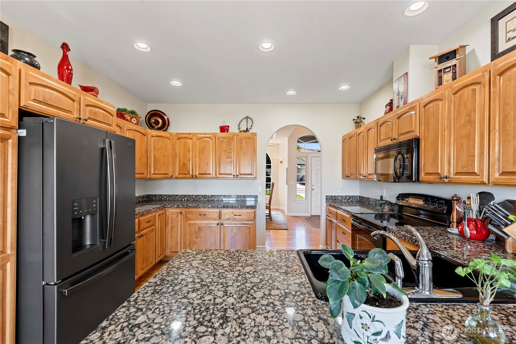 1552 Huntwood Lane
