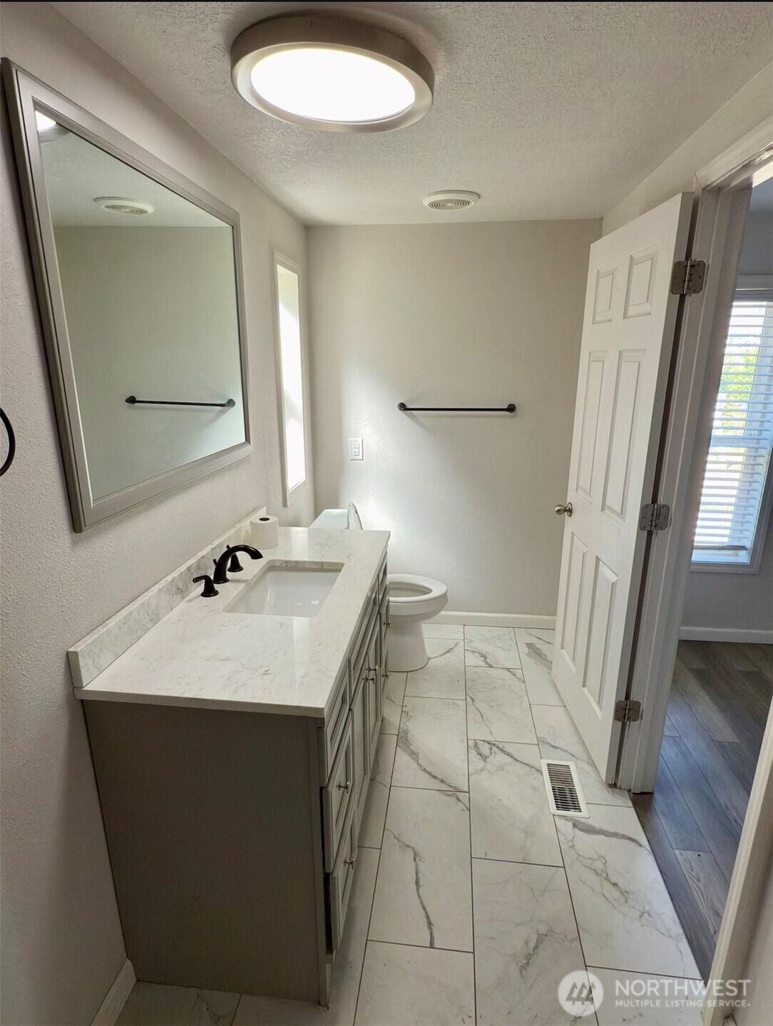 147 Carlson Loop