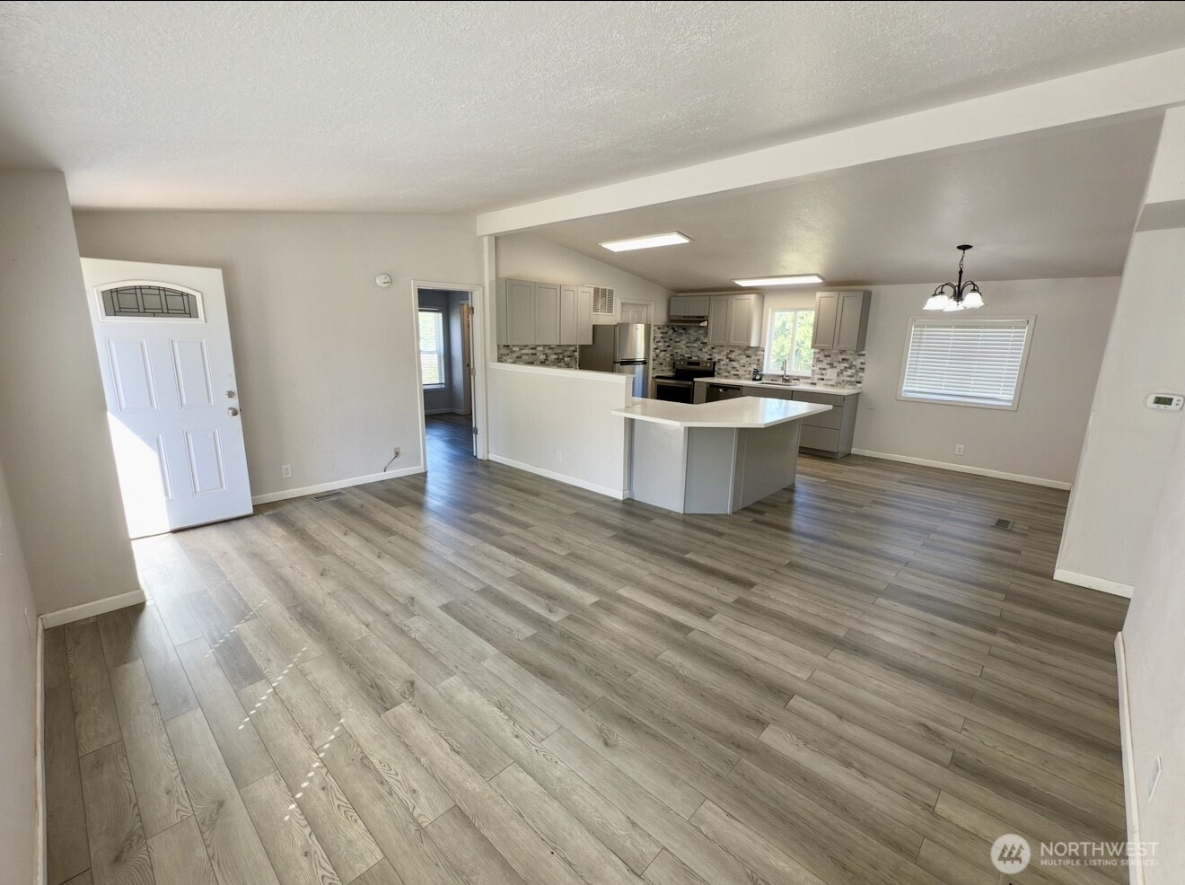 147 Carlson Loop