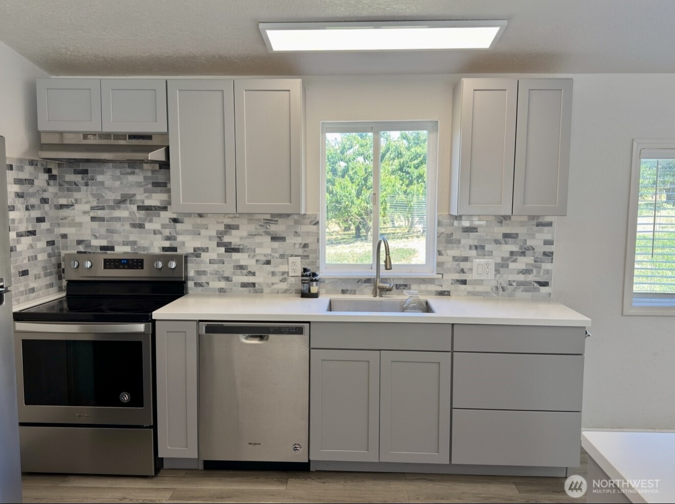 147 Carlson Loop