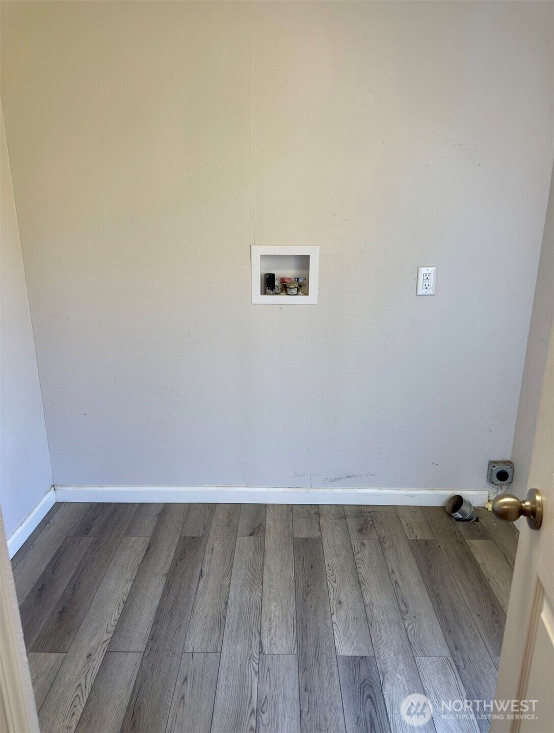 147 Carlson Loop