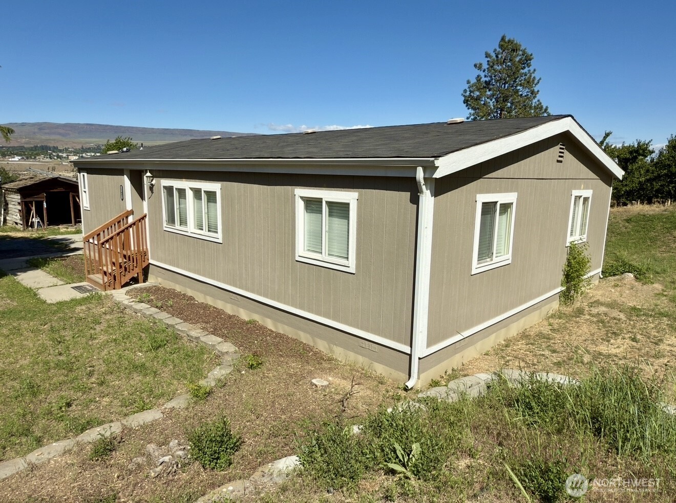 147 Carlson Loop