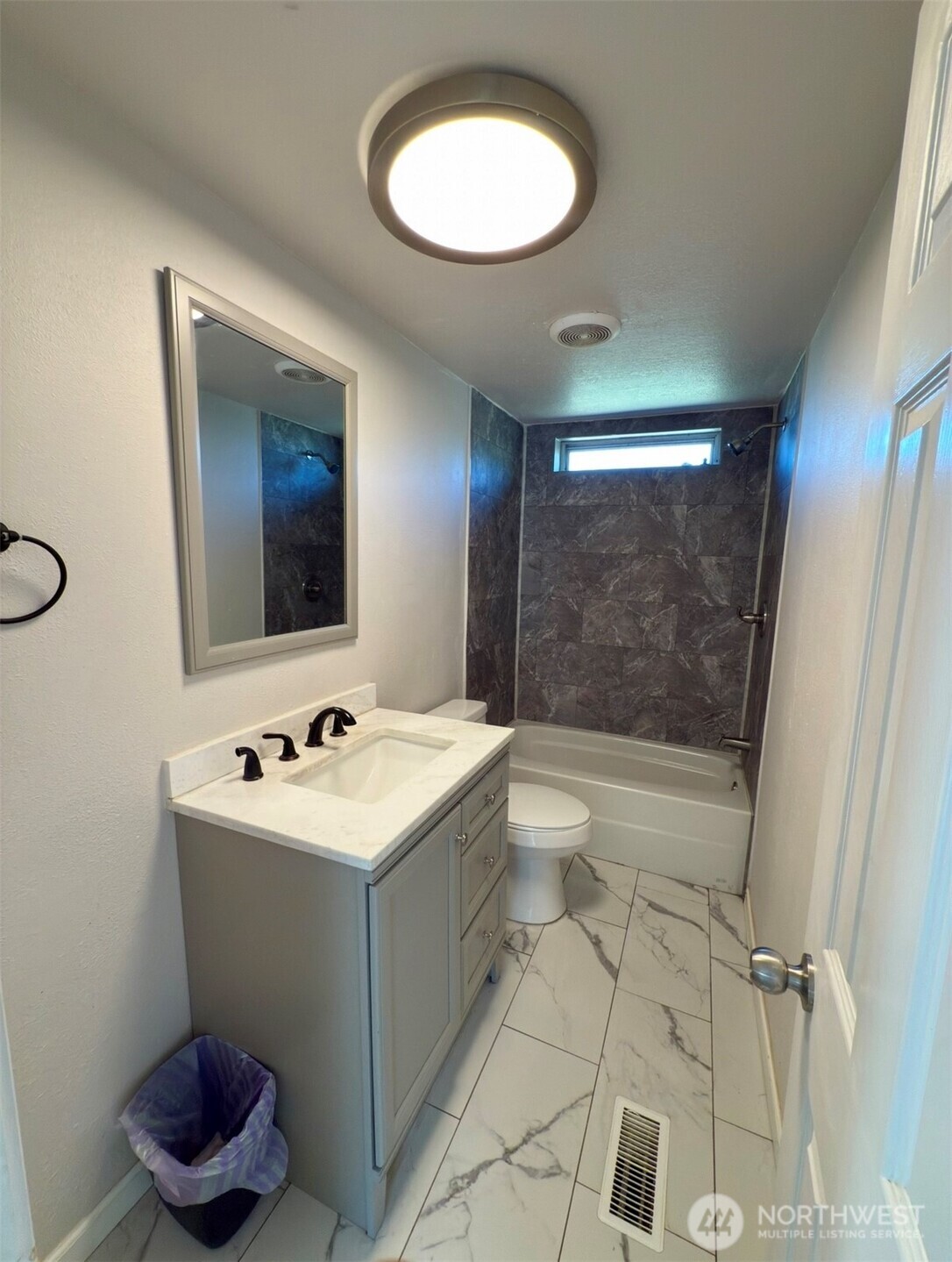 147 Carlson Loop