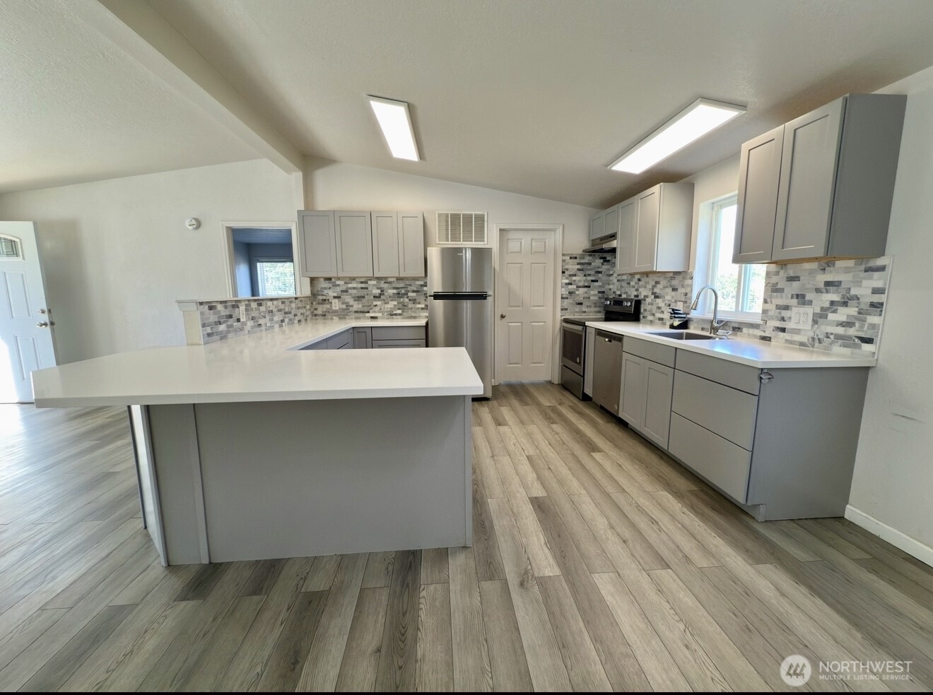 147 Carlson Loop