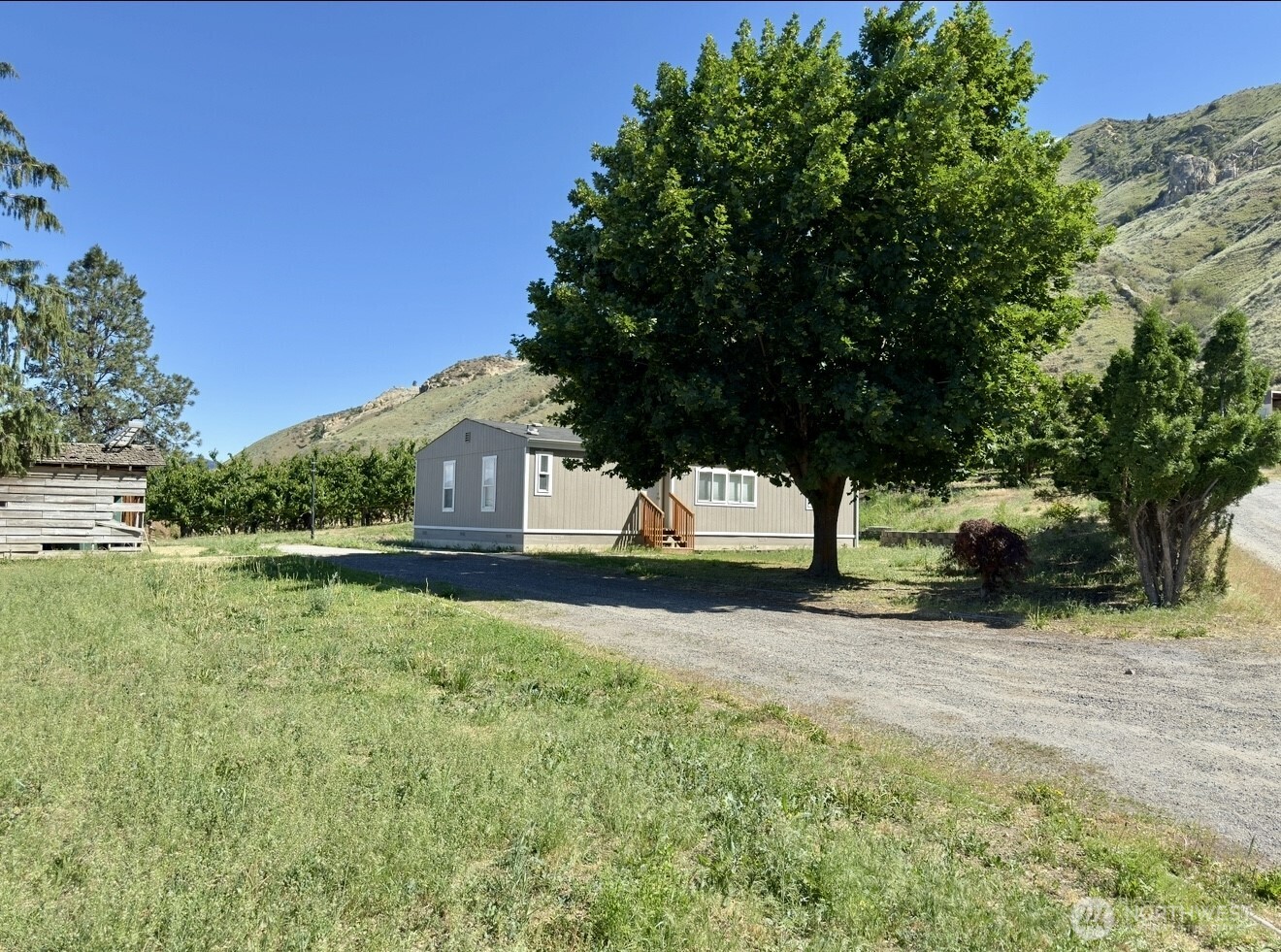 147 Carlson Loop