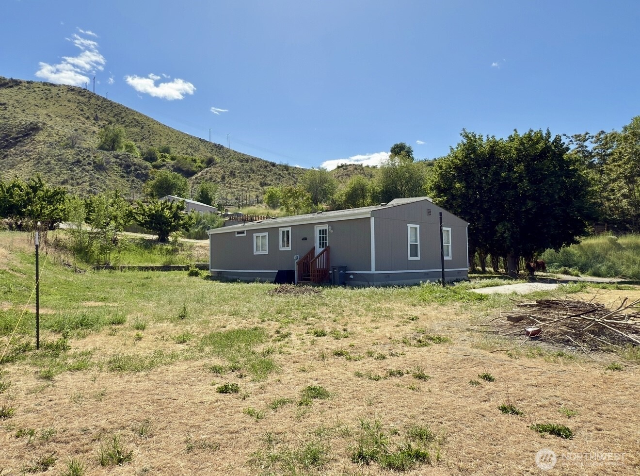 147 Carlson Loop
