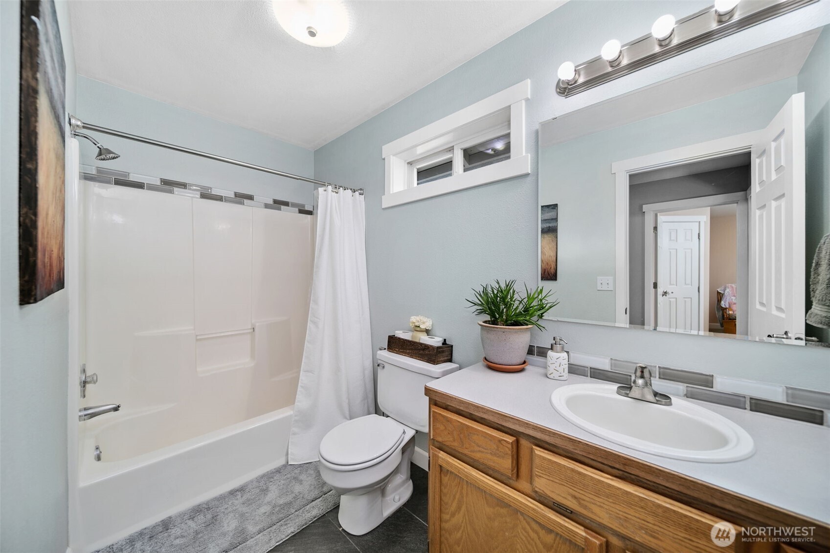 114 Creekside Place