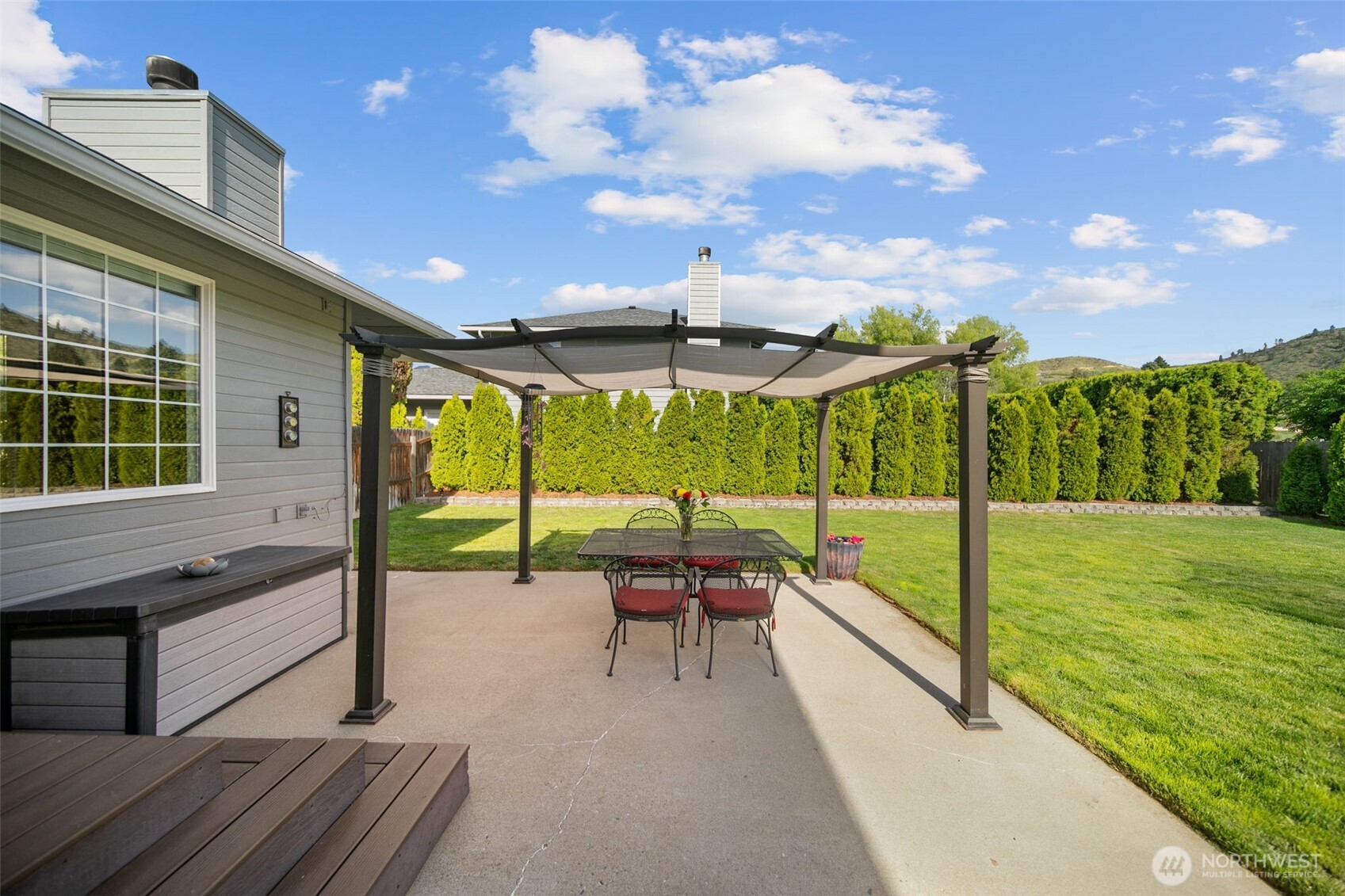 114 Creekside Place