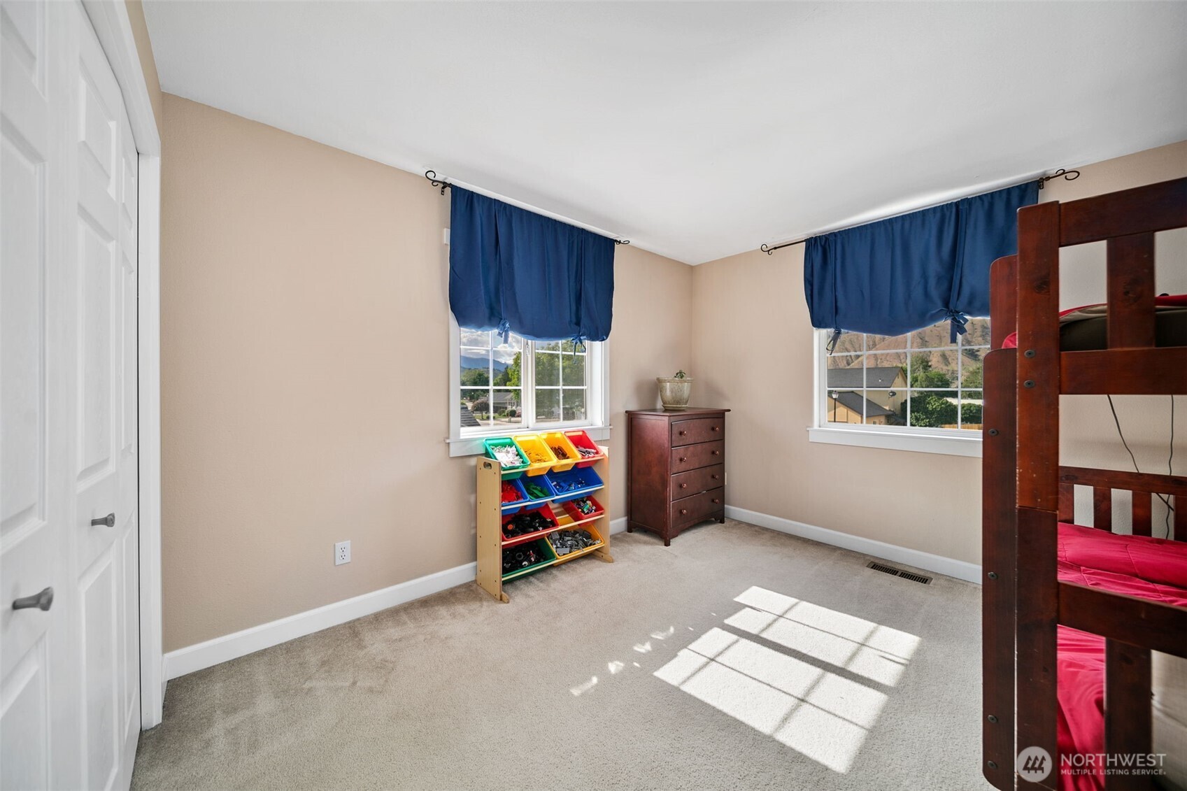 114 Creekside Place