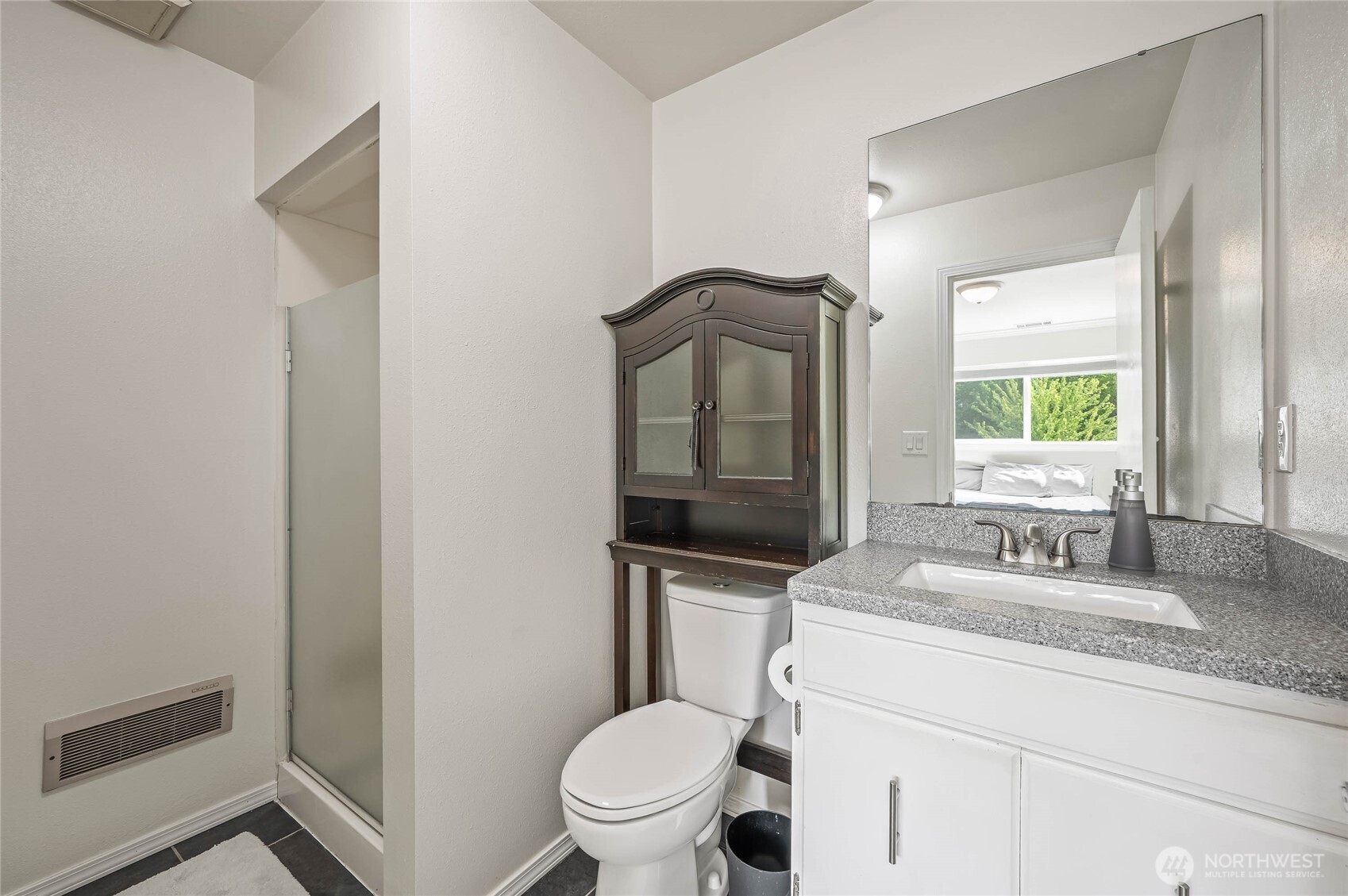 407 Oregon Street Unit: 123