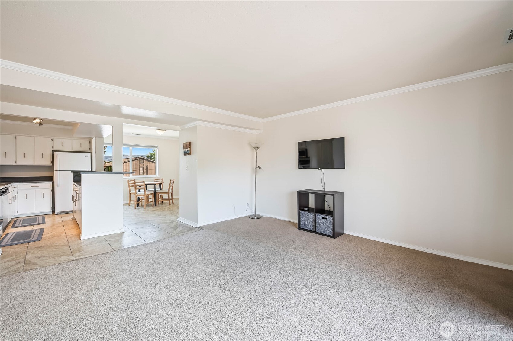 407 Oregon Street Unit: 123