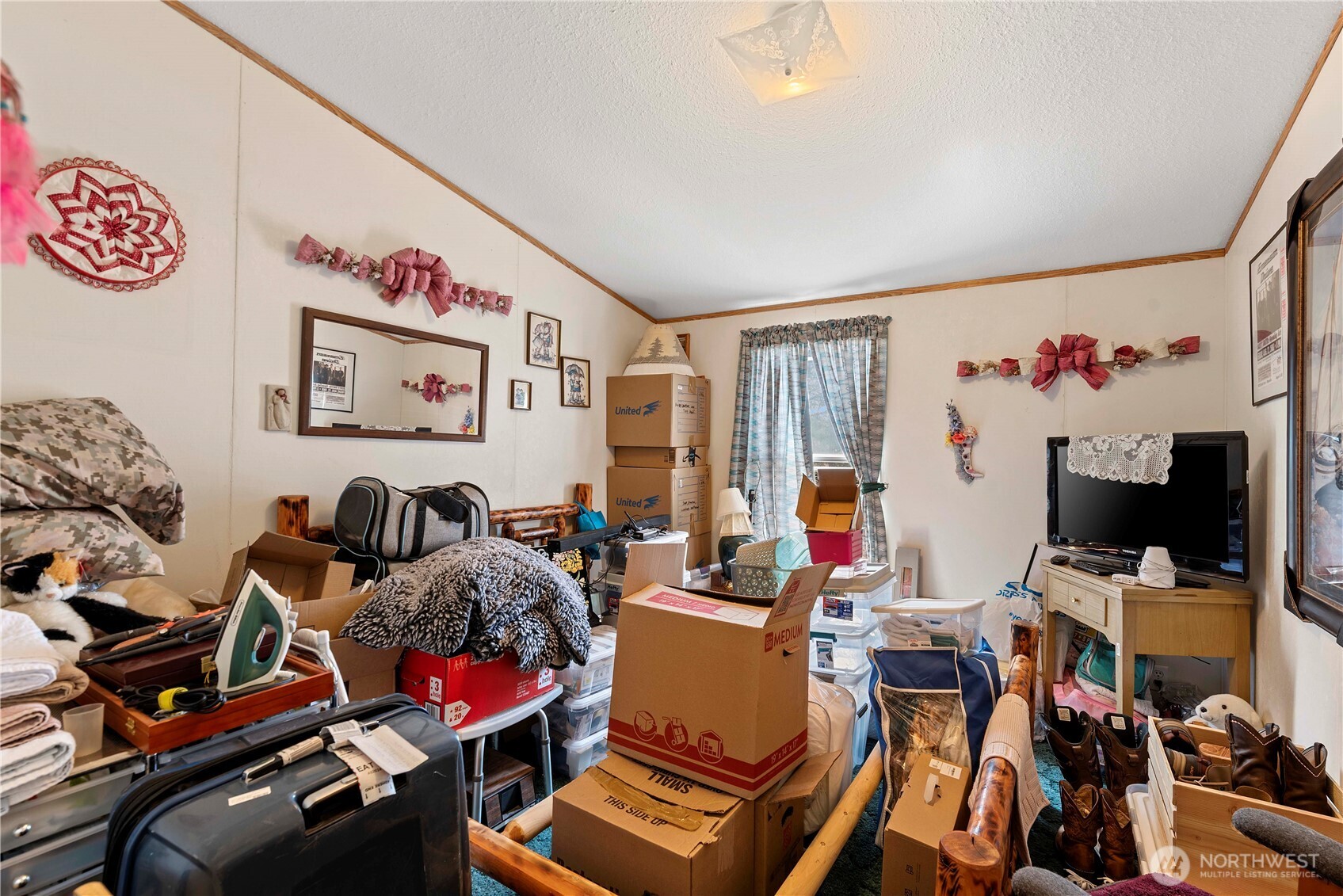 102 Blubird Lane