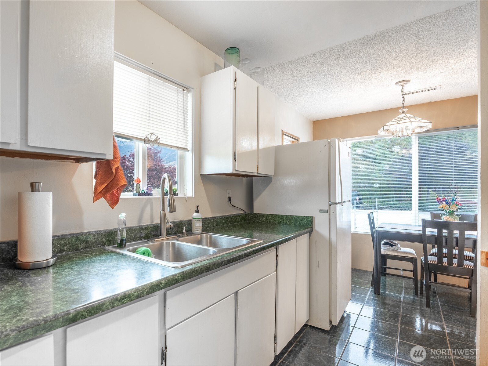 5 Delaware Avenue
